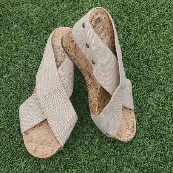 ESPIRIT Womens Wedge Shoes with Woven Textile Stretch Uppers. Cork Look Wedge - Picture 1 of 8